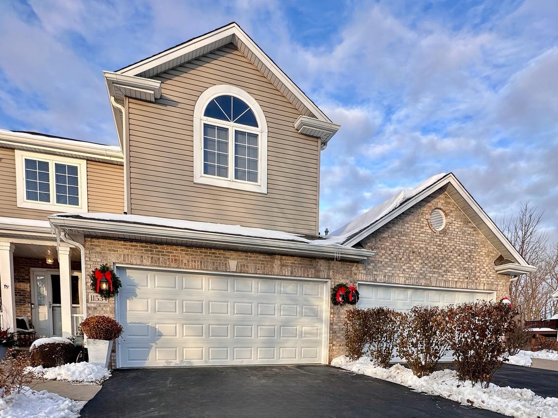 11534 Lake Shore Dr., Orland Park, IL 60467