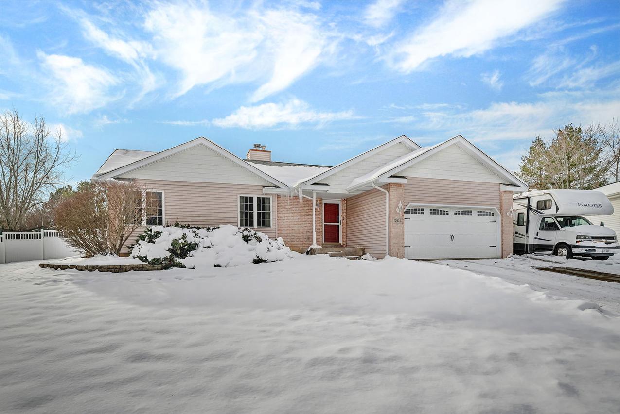 1204 Boston Ave., Joliet, IL 60435