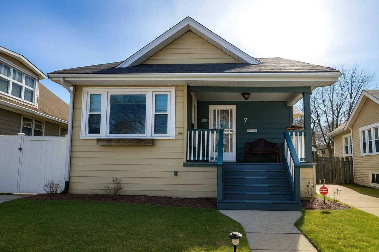 7 Highland St., Calumet City, IL 60409