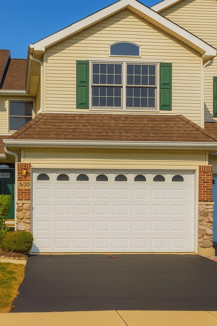 5120 Deblin Ln., Oak Lawn, IL 60453