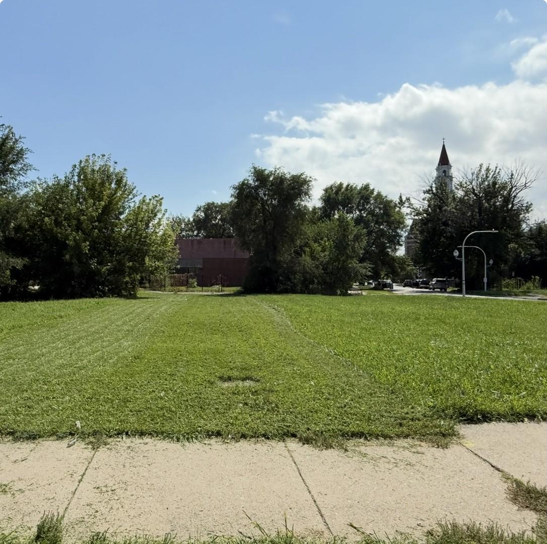 3063 W 5th Ave., Chicago, IL 60612