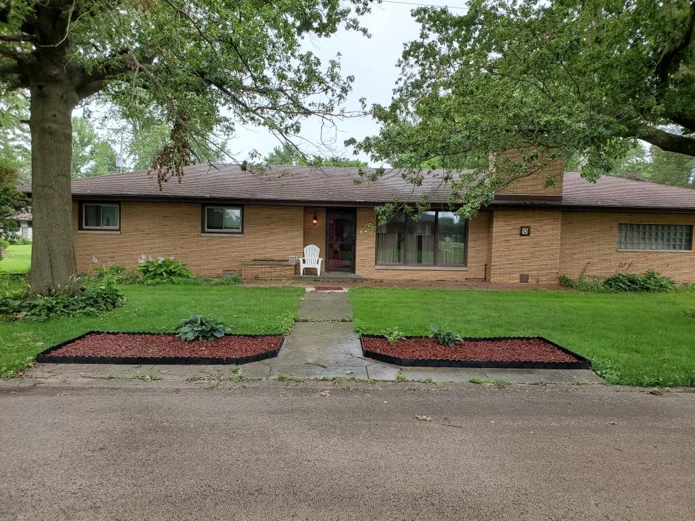 203 W Saint Joseph, Thomasboro, IL 61878