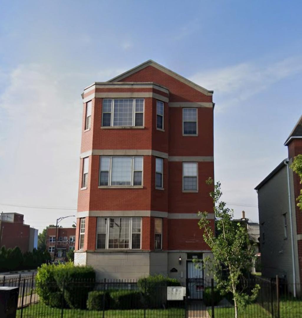 [Address Hidden by Seller], Chicago, IL 60612