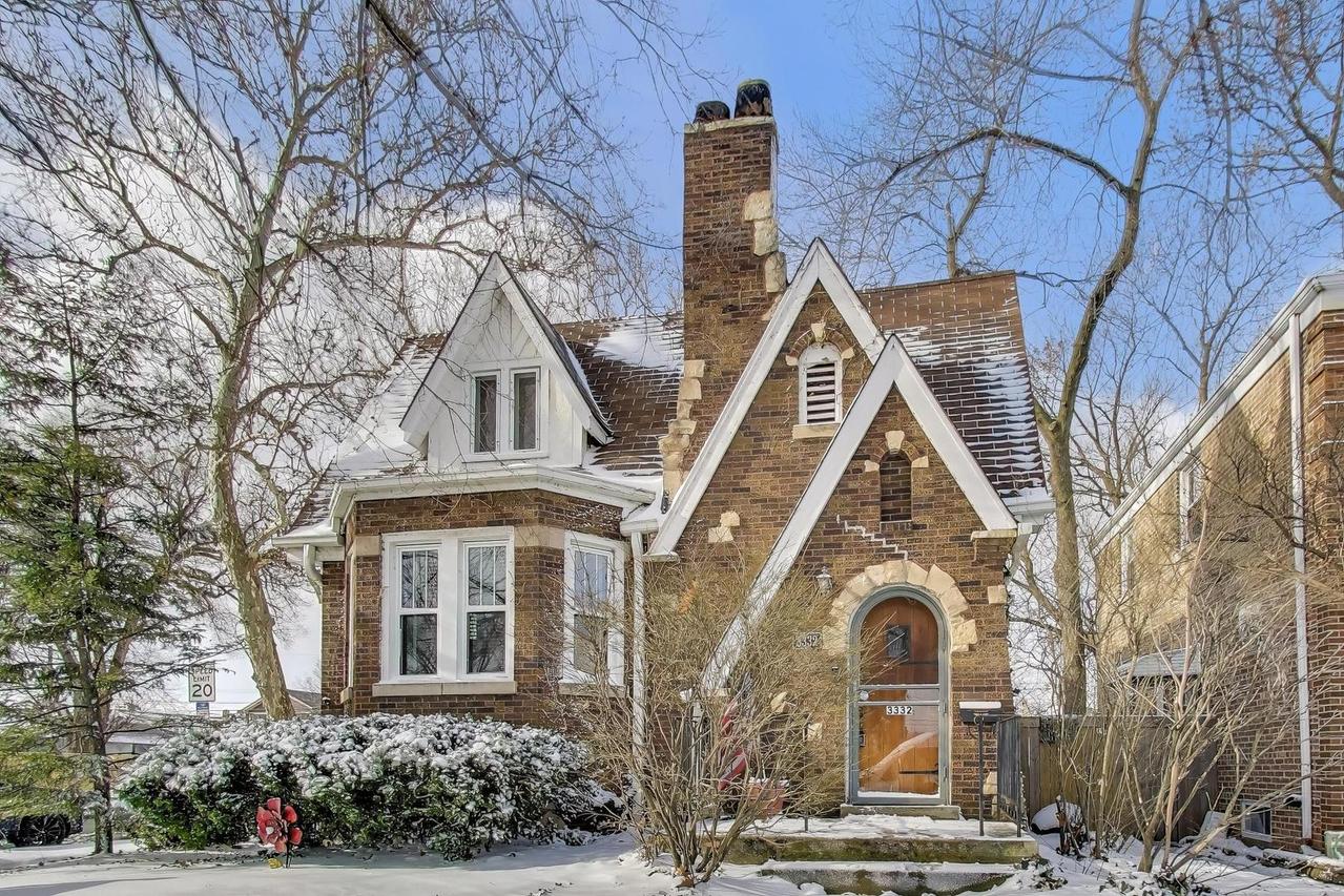 3332 S 59th Ave., Cicero, IL 60804