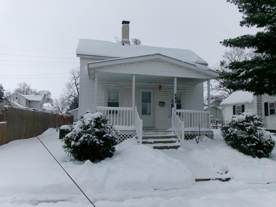 319 N Chestnut St., Princeton, IL 61356