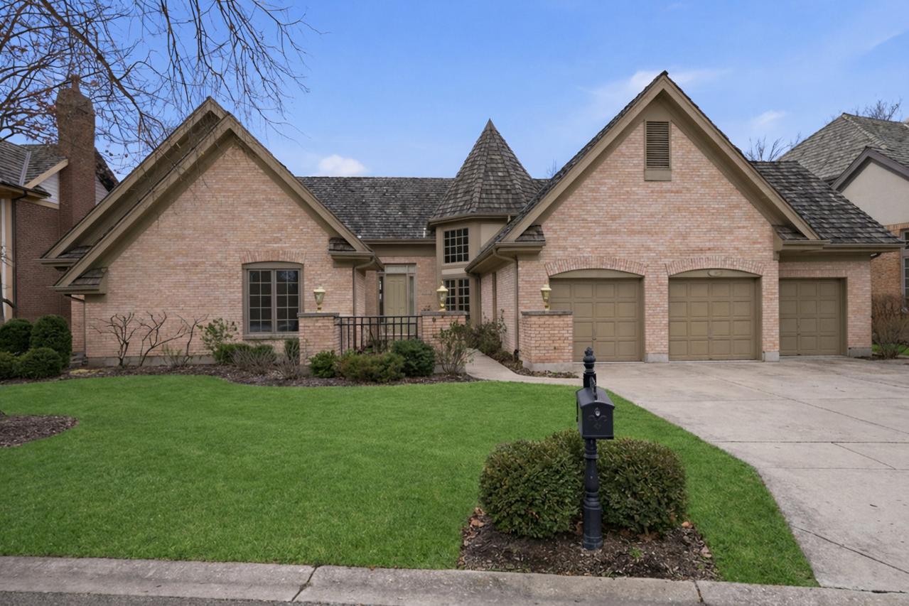 10 Lakeside Ln., North Barrington, IL 60010