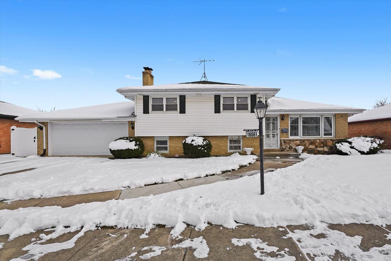 16061 Wabash Ave., South Holland, IL 60473