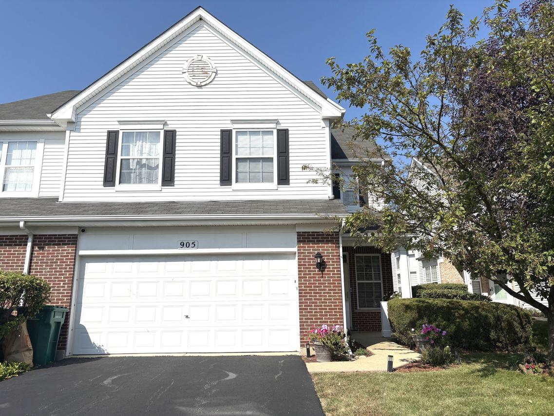 905 Bluebell Cir., Joliet, IL 60431