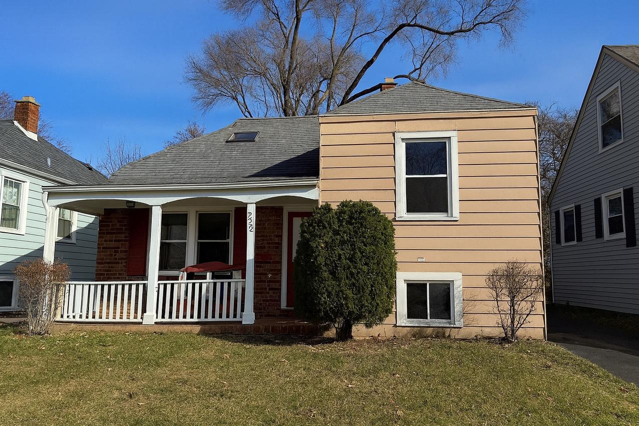 14949 Avers Ave., Midlothian, IL 60445