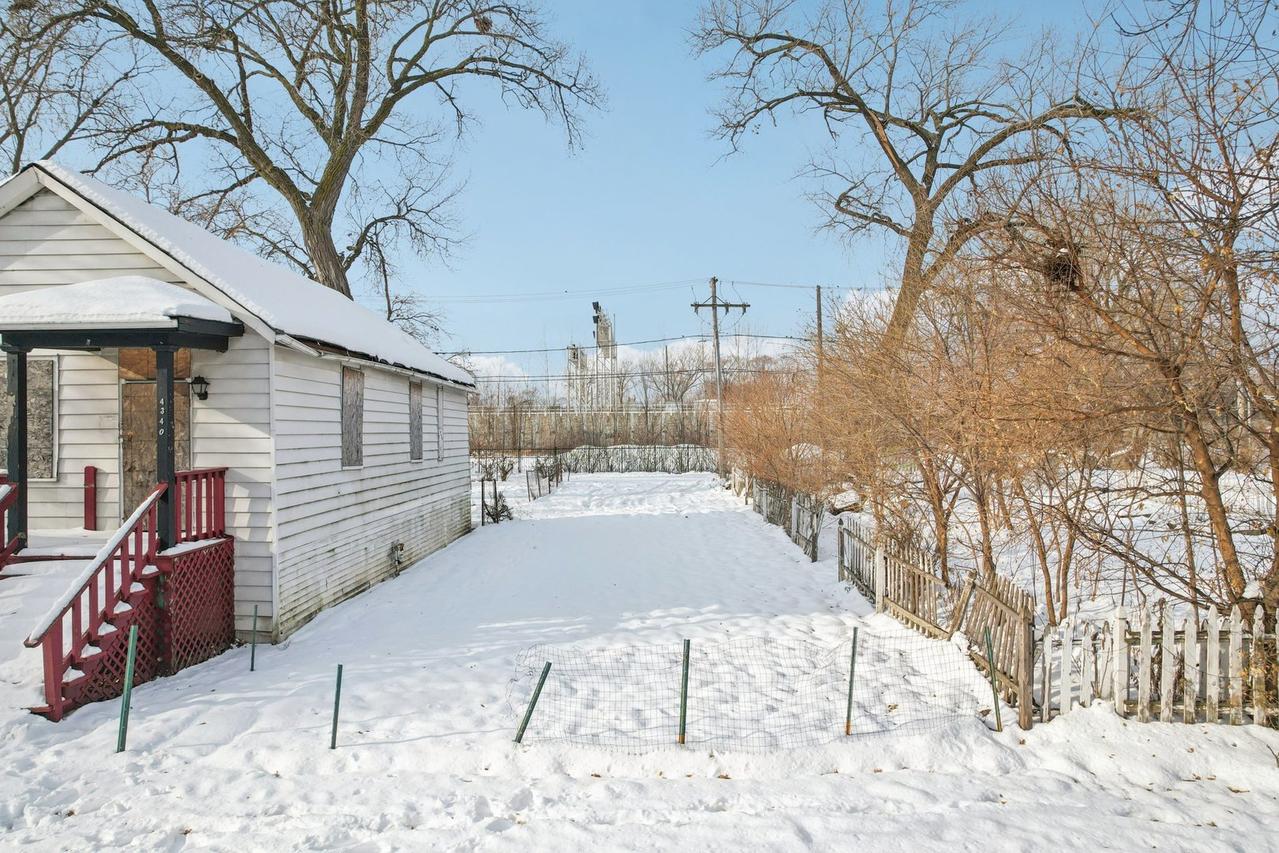 4338 S Shields Ave., Chicago, IL 60609