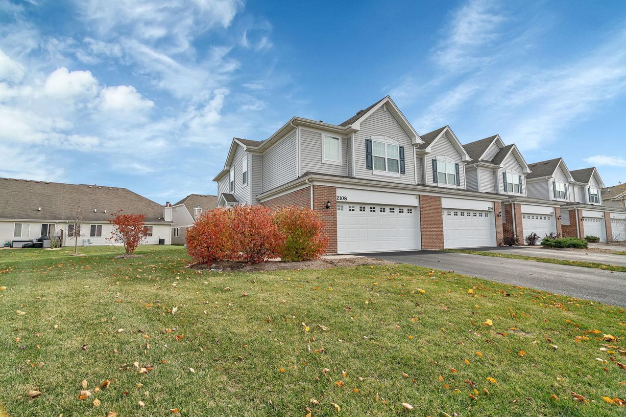 2108 Pembridge Ln., Joliet, IL 60431
