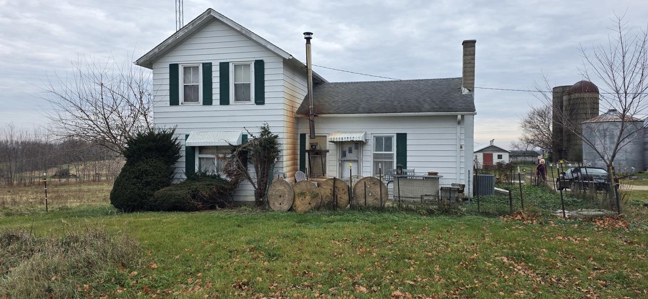 7304 Johnson Rd., Hebron, IL 60034