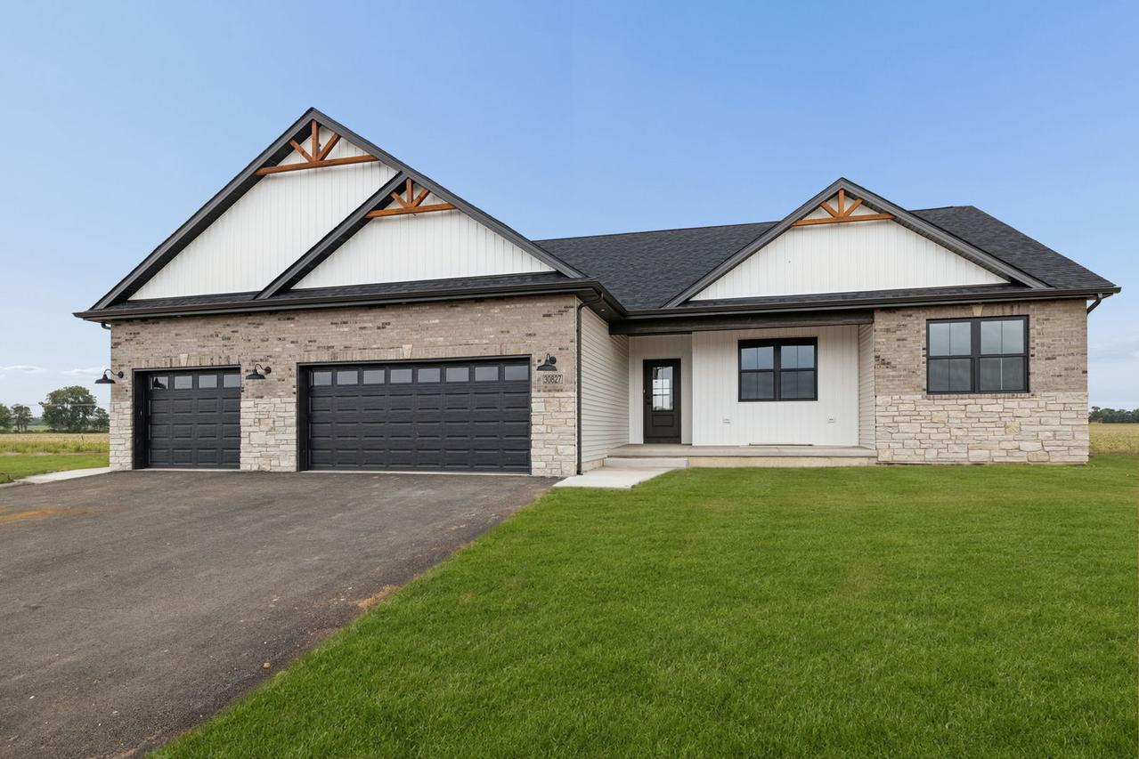 30827 Harvest Dr., Wilmington, IL 60481