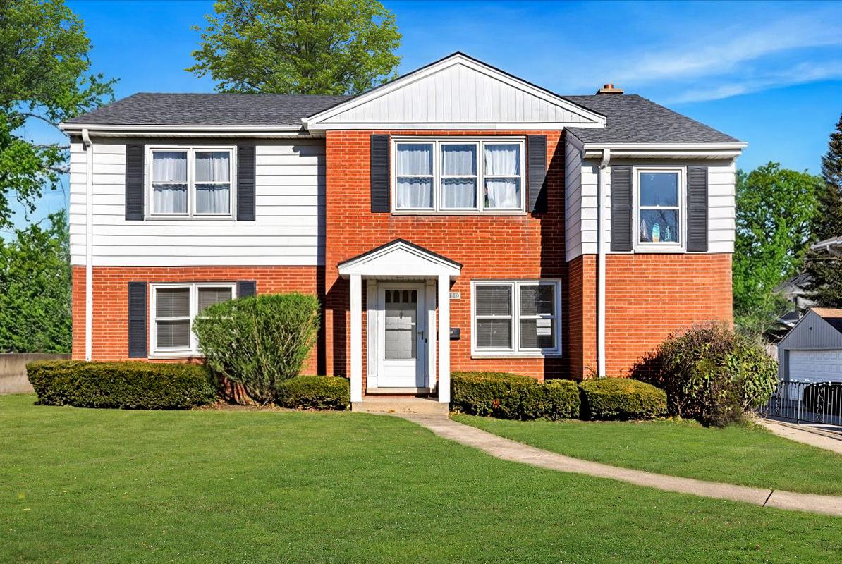 578 Ivy Ct., Lake Forest, IL 60045