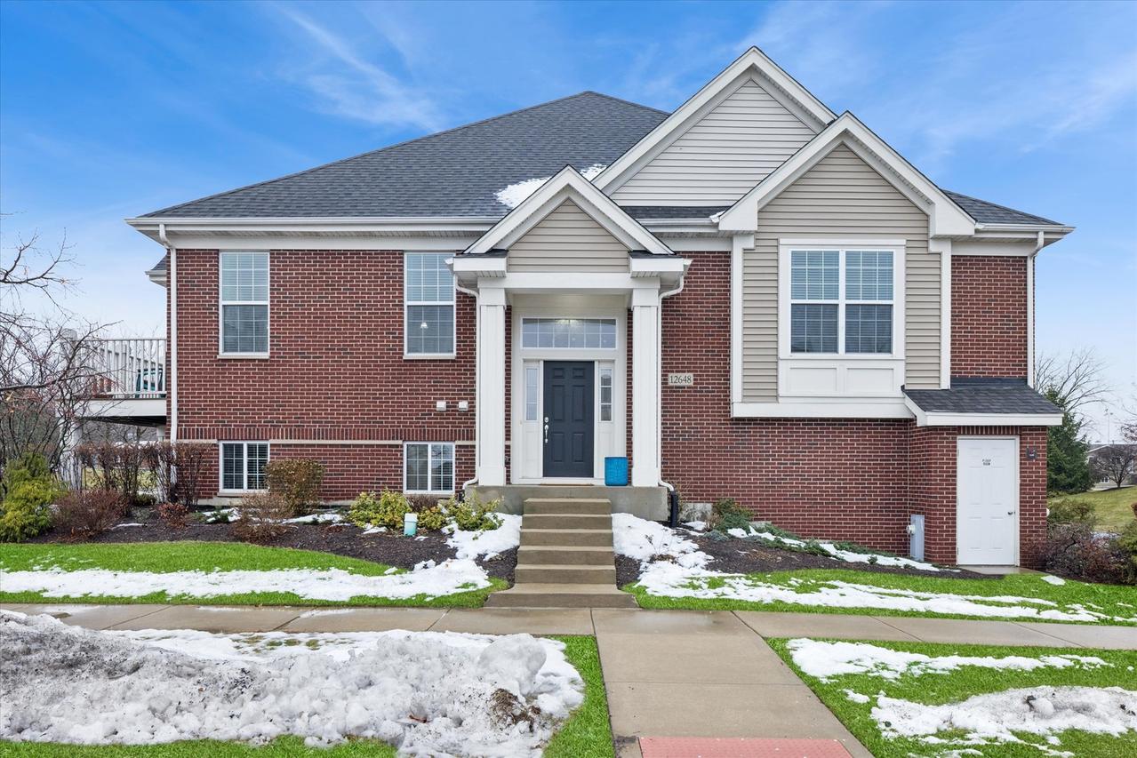 12648 Brighton Dr., Lemont, IL 60439