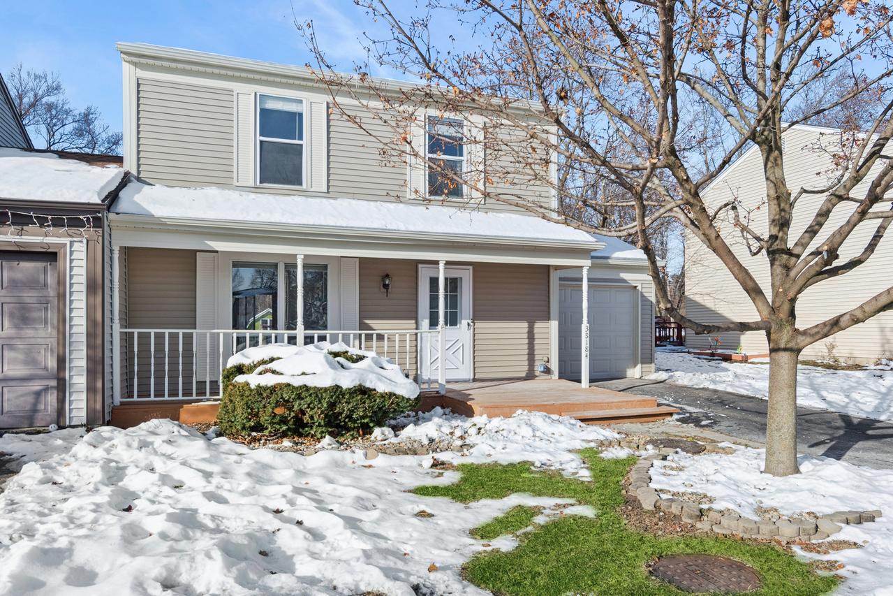 3S184 Birchwood Dr., Warrenville, IL 60555