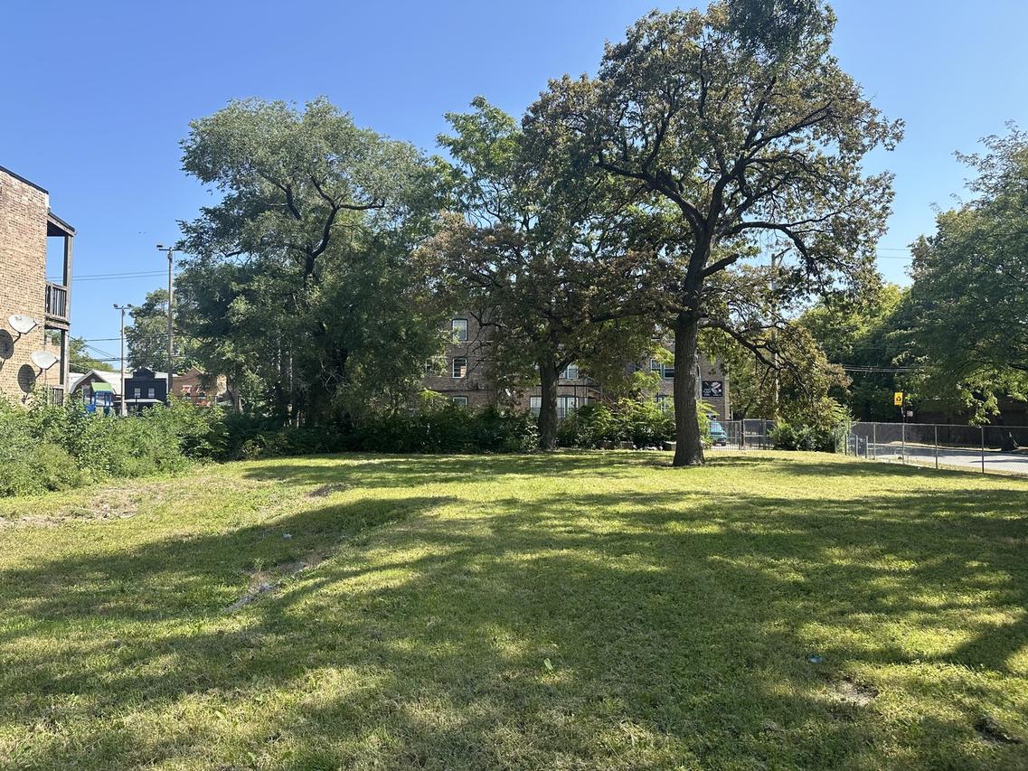 6659 S Greenwood Ave., Chicago, IL 60637