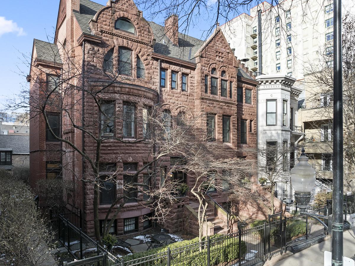 1226 N Dearborn St. #B, Chicago, IL 60610