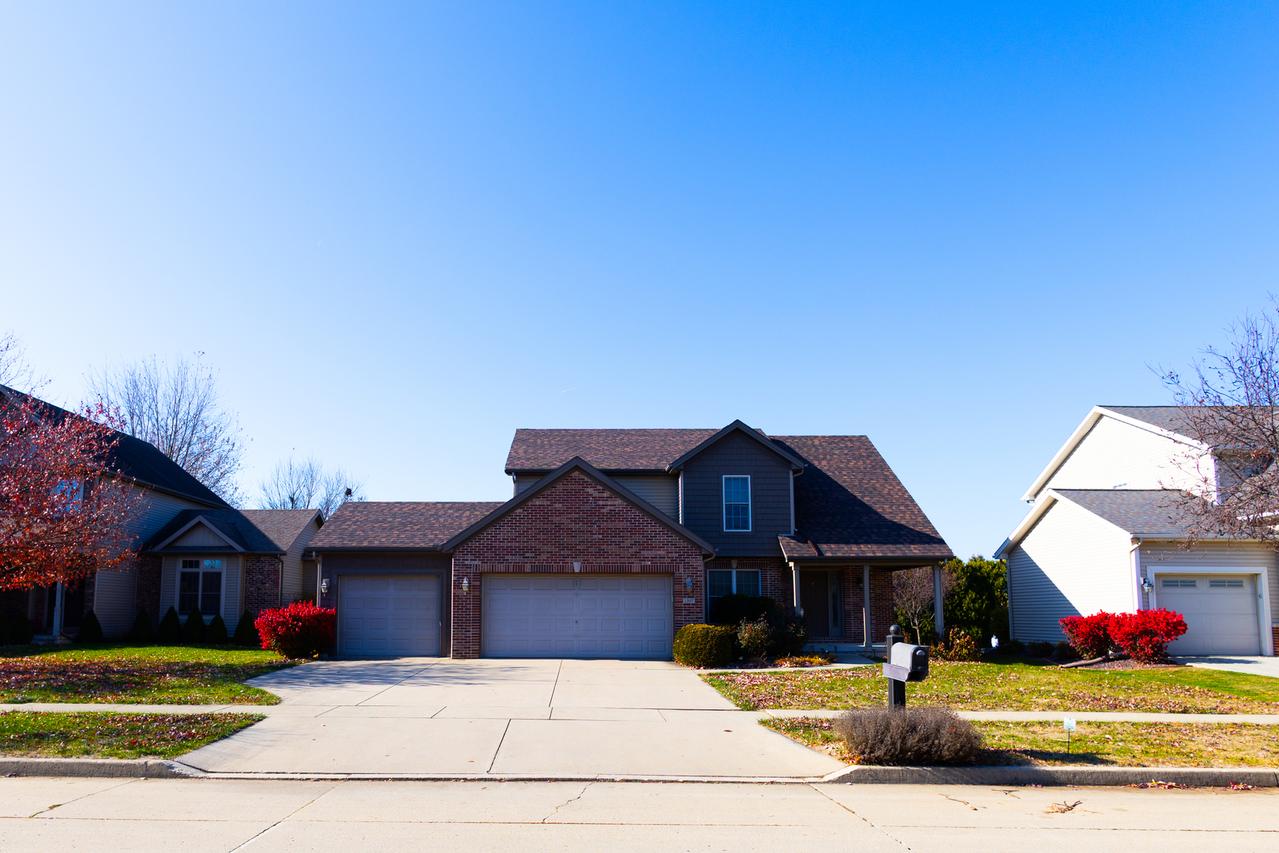 1307 Longford Ln., Bloomington, IL 61704