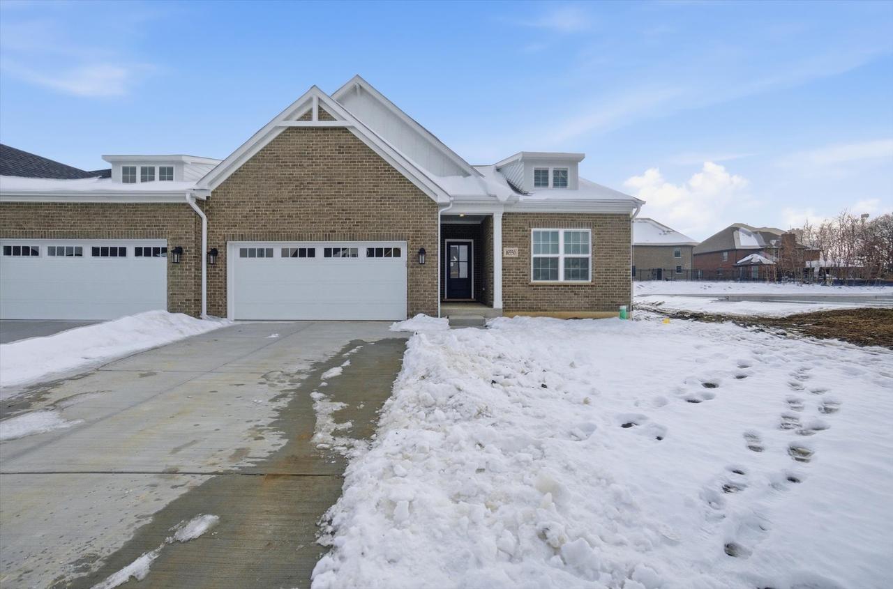 16550 Kayla Dr., Lemont, IL 60439