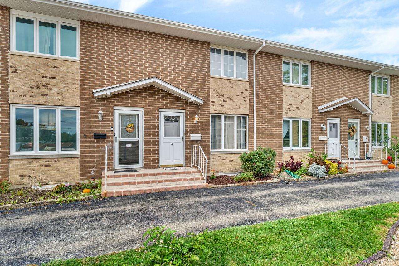 613 E 3rd St., Lockport, IL 60441