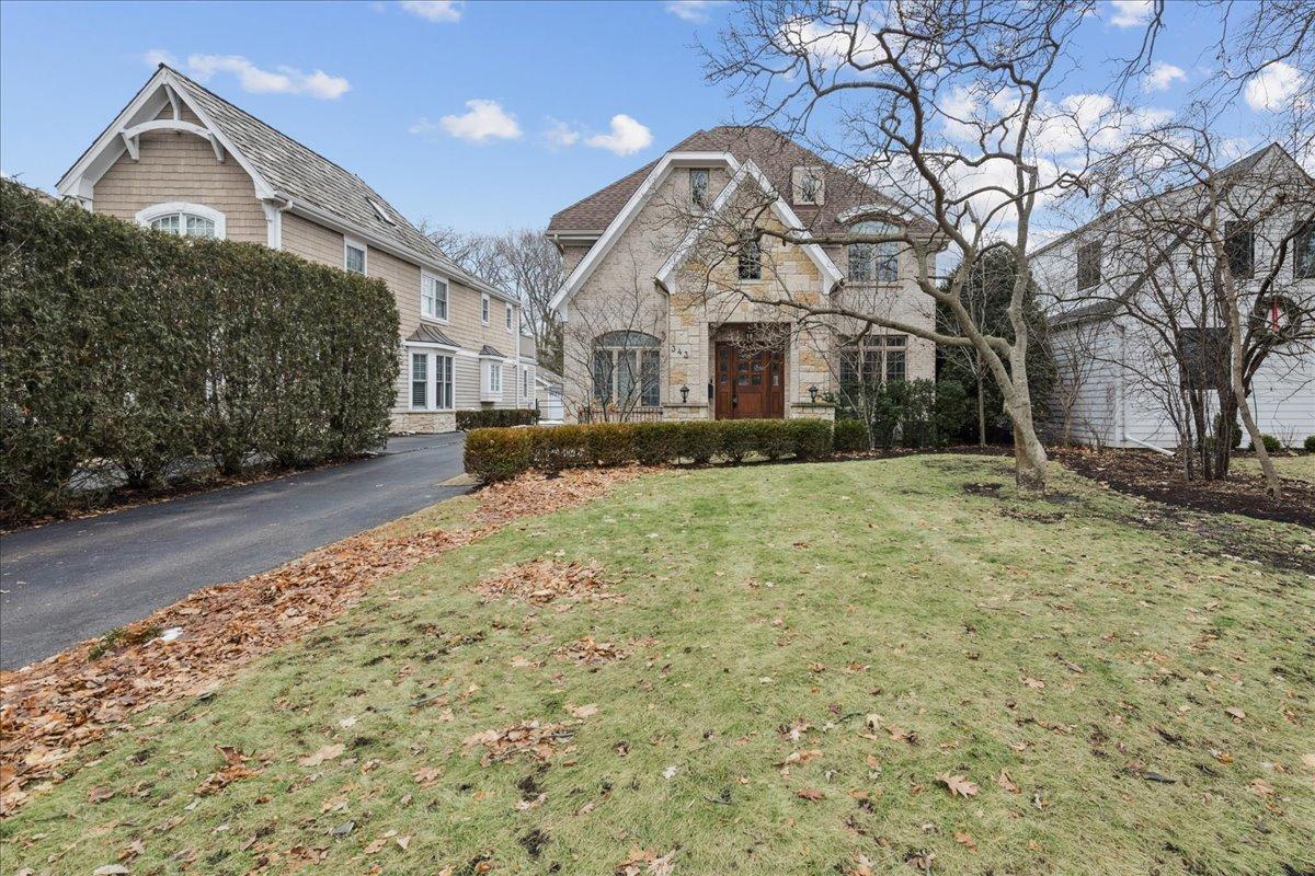 343 Washington Ave., Glencoe, IL 60022
