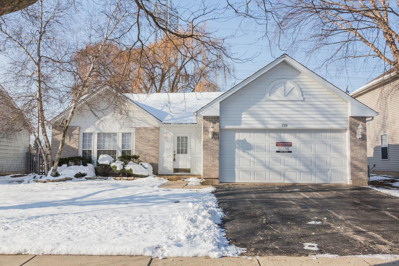 170 Dickens Tr., Elgin, IL 60120