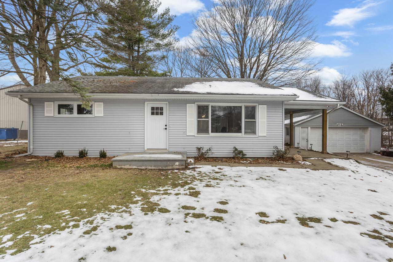 402 S Washington St., Saybrook, IL 61770
