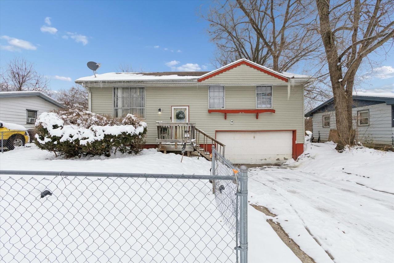 2608 Forsythia Dr., Rockford, IL 61102