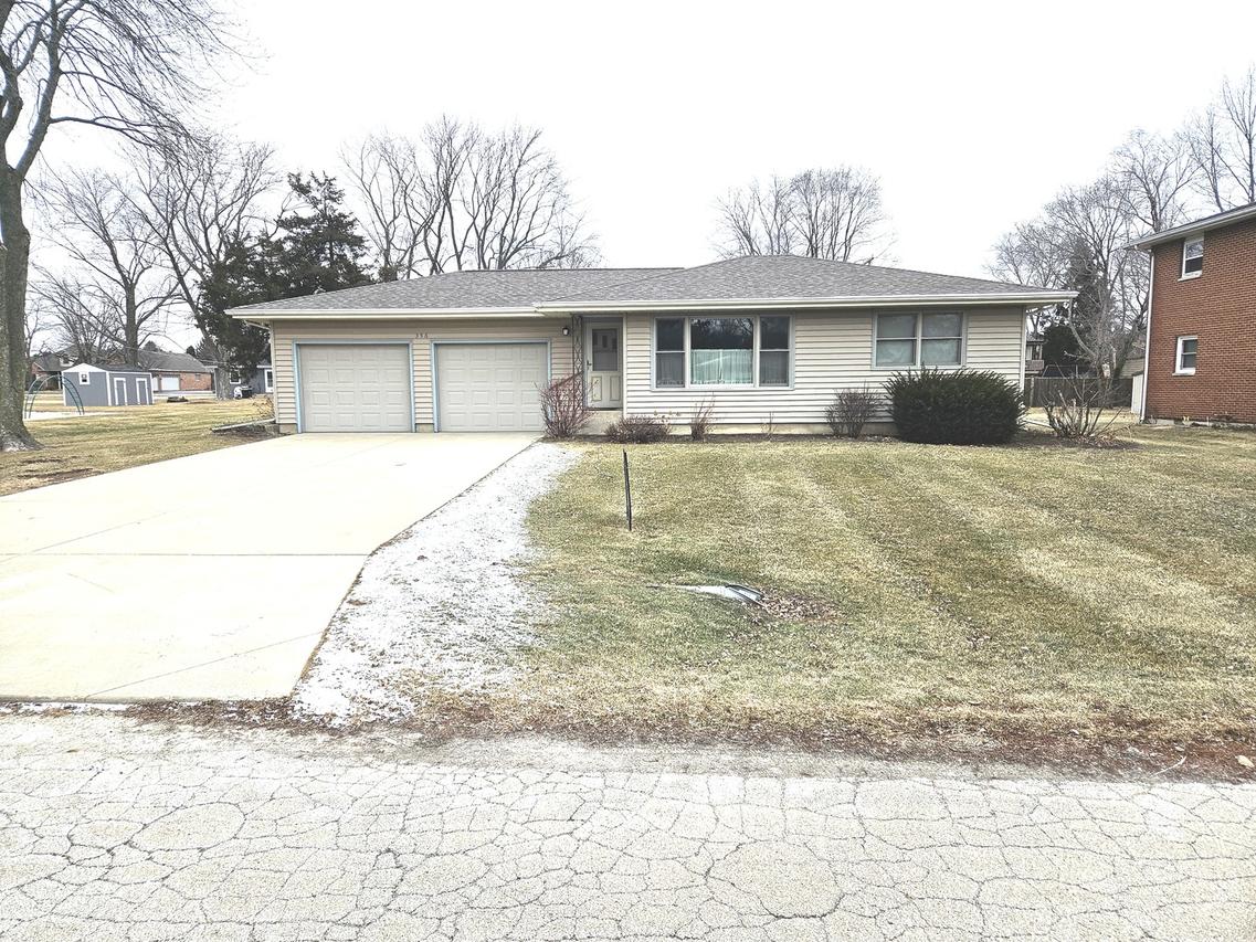 356 E Ann St., Somonauk, IL 60552