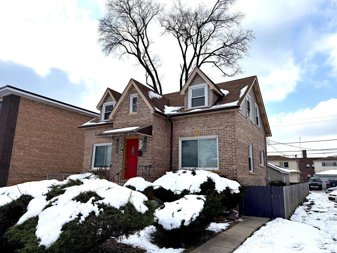 1924 13th Ave., Broadview, IL 60155