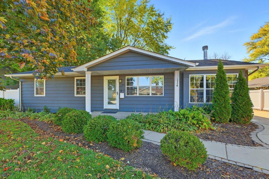 404 Sweetbriar Pl., Plano, IL 60545