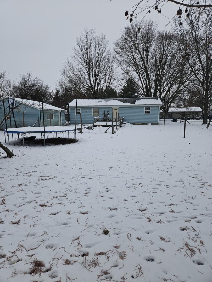 6334 Bonnie Ave., Paris, IL 61944