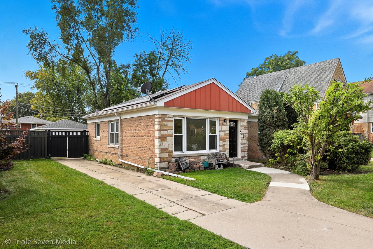 314 E 31st St., La Grange Park, IL 60526