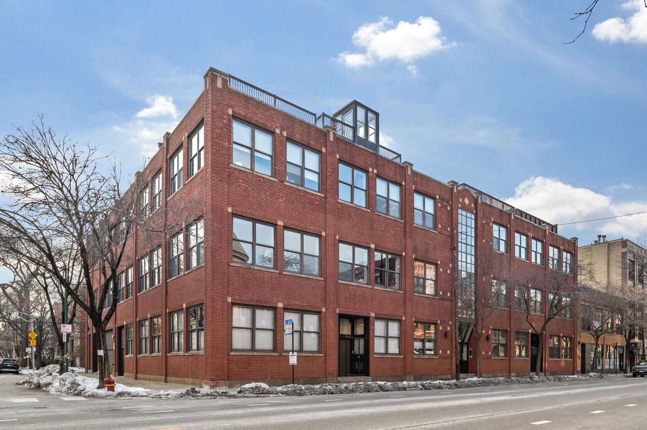 1101 W Armitage Ave. #204, Chicago, IL 60614