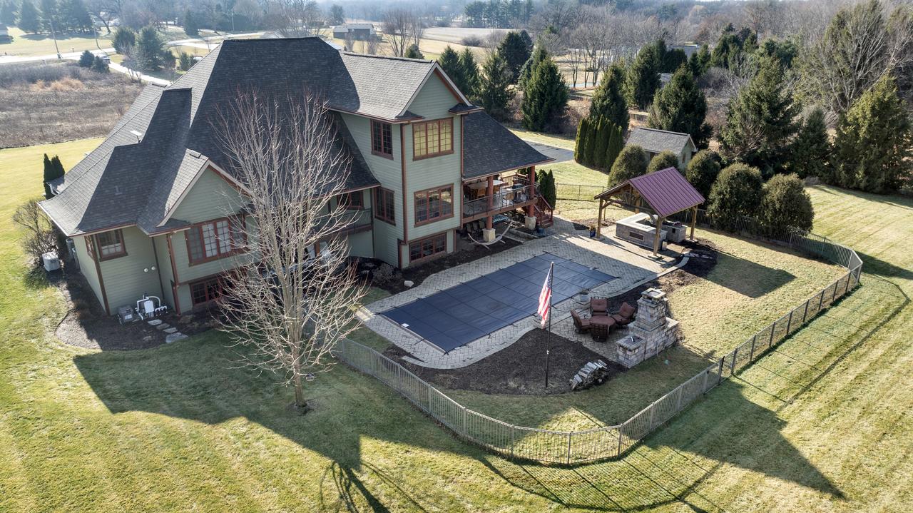 6871 Montague Rd., Rockford, IL 61102