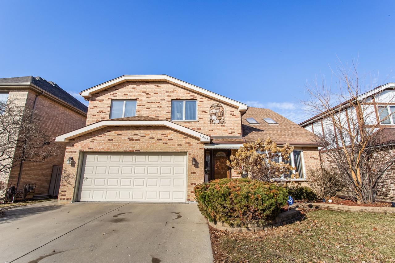 8208 W Park Ave., Niles, IL 60714