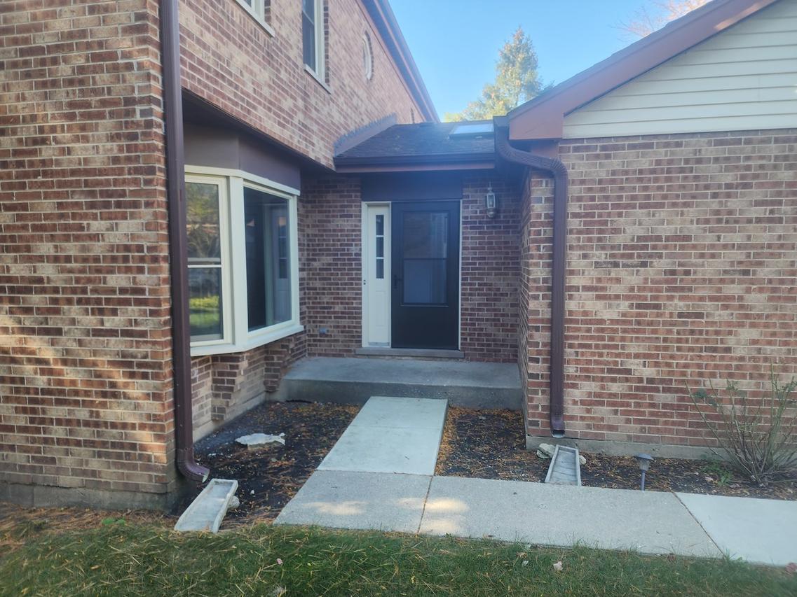 1612 N Windsor Dr., Arlington Heights, IL 60004