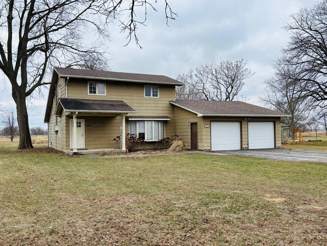 442 W Koplin Ave., Cissna Park, IL 60924