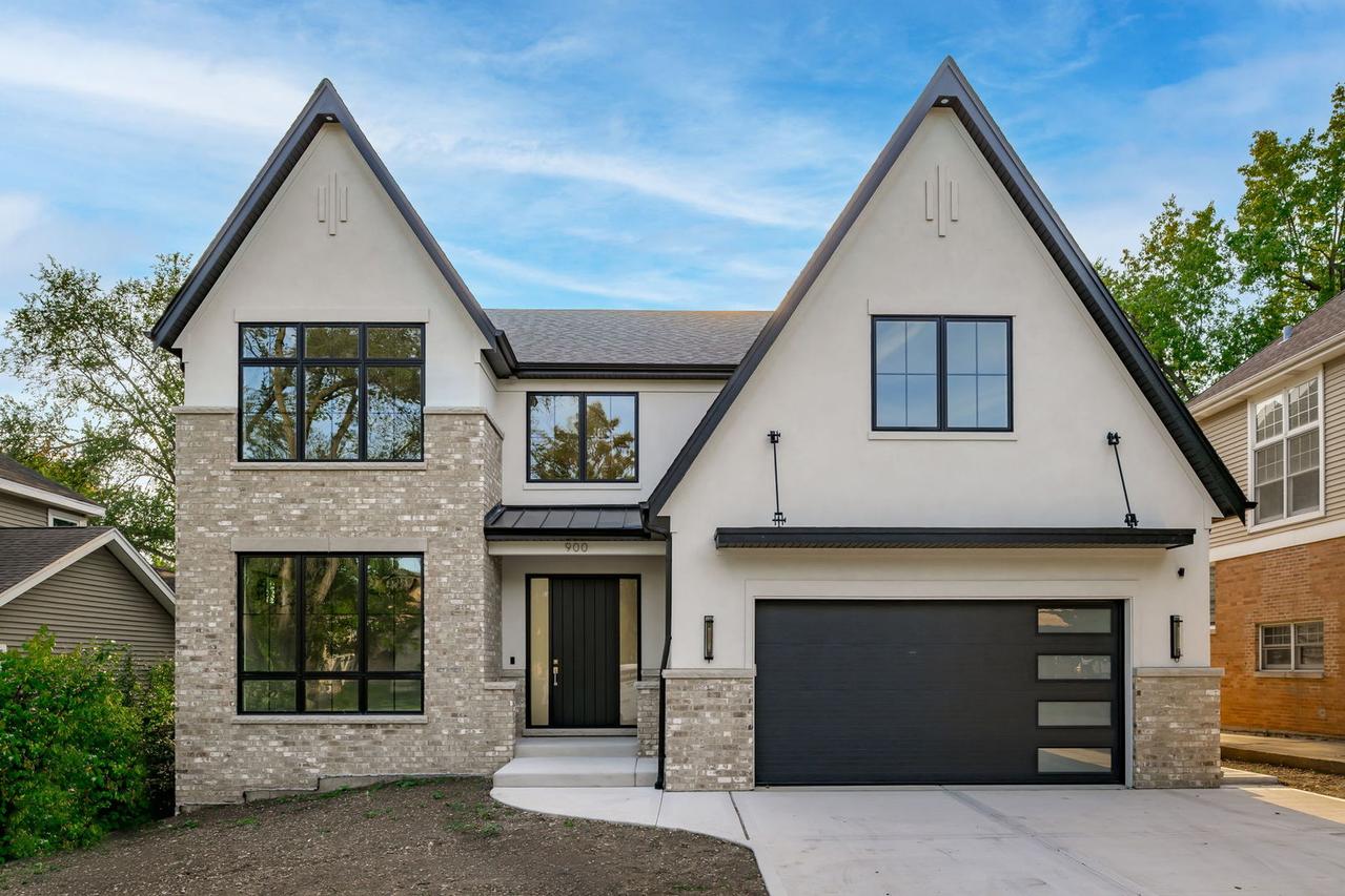 900 S Colfax Ave., Elmhurst, IL 60126