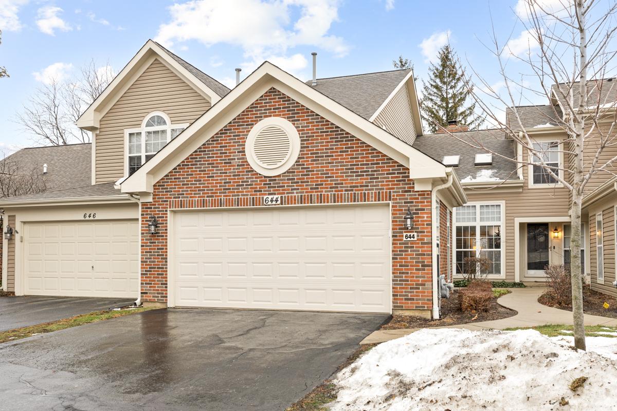 [Address Hidden by Seller], Elk Grove Village, IL 60007