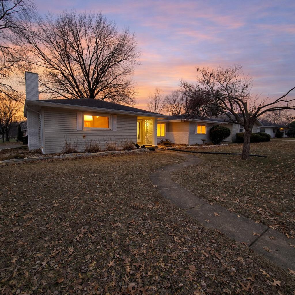 2514 W Nottingham Pl., Peoria, IL 61614