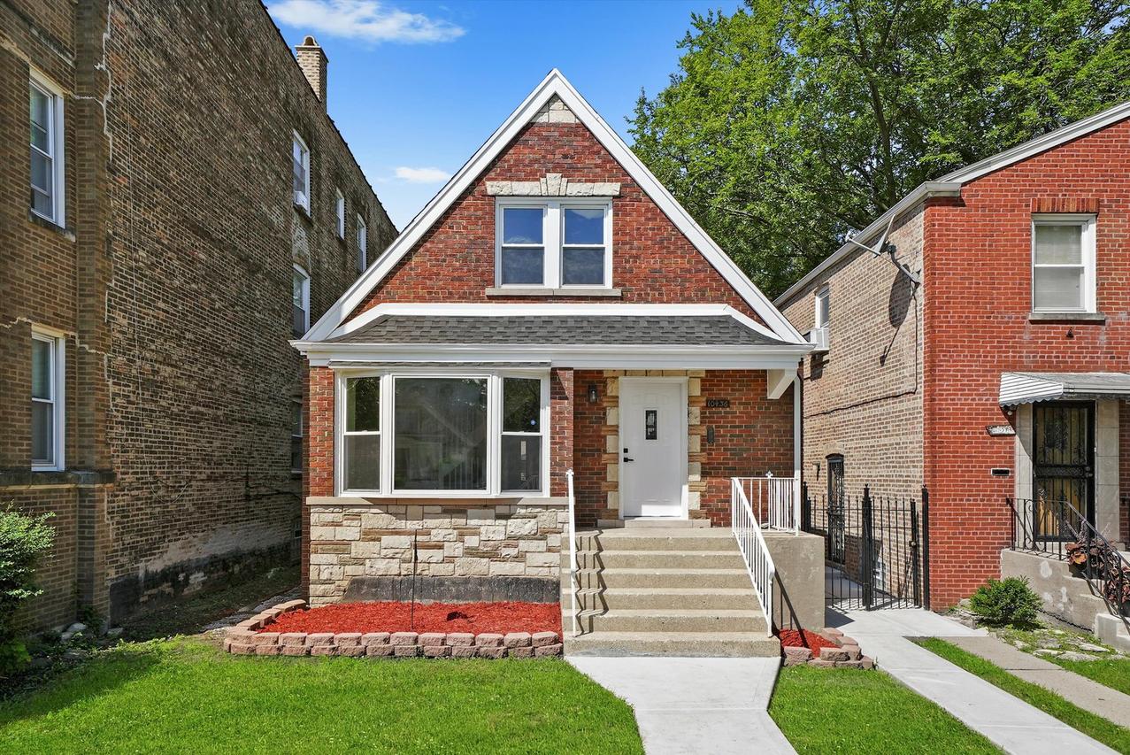 10436 S Eberhart Ave., Chicago, IL 60628