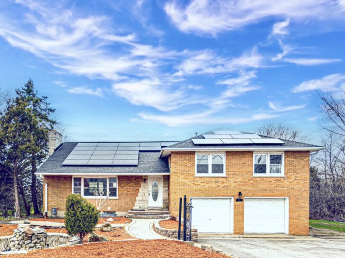 3851 N Frontage Rd., Gurnee, IL 60031