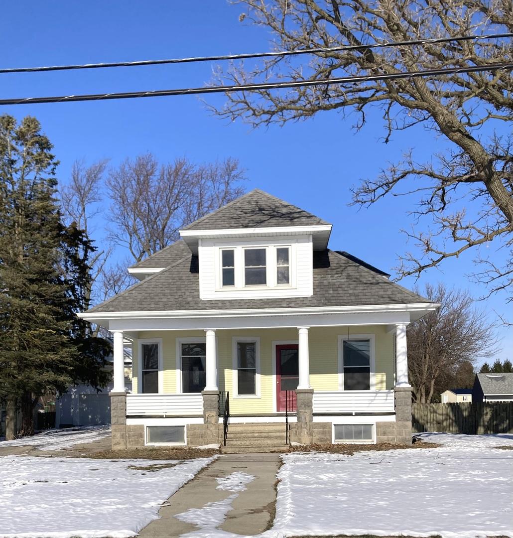 440 E Railroad Ave., Leland, IL 60531