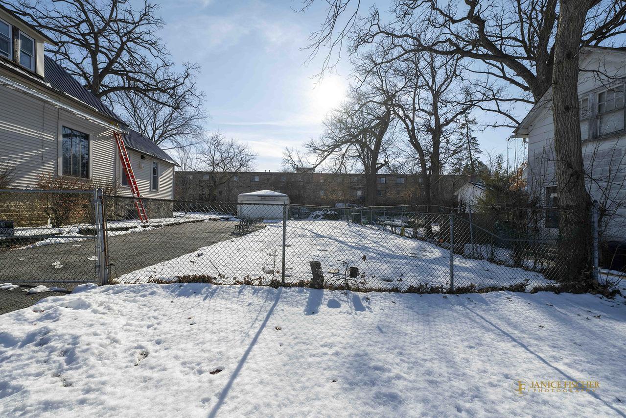 15 Lake St., Lake Zurich, IL 60047