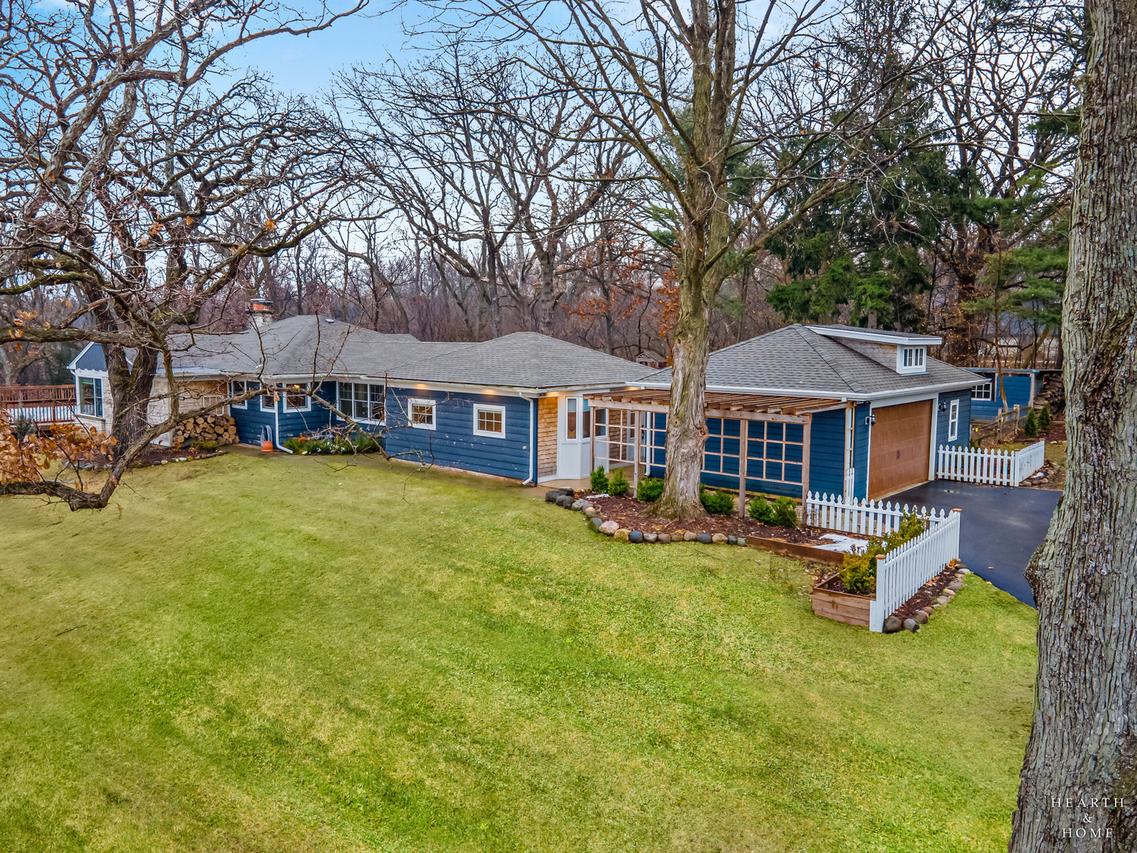 [Address Hidden by Seller], Crystal Lake, IL 60012