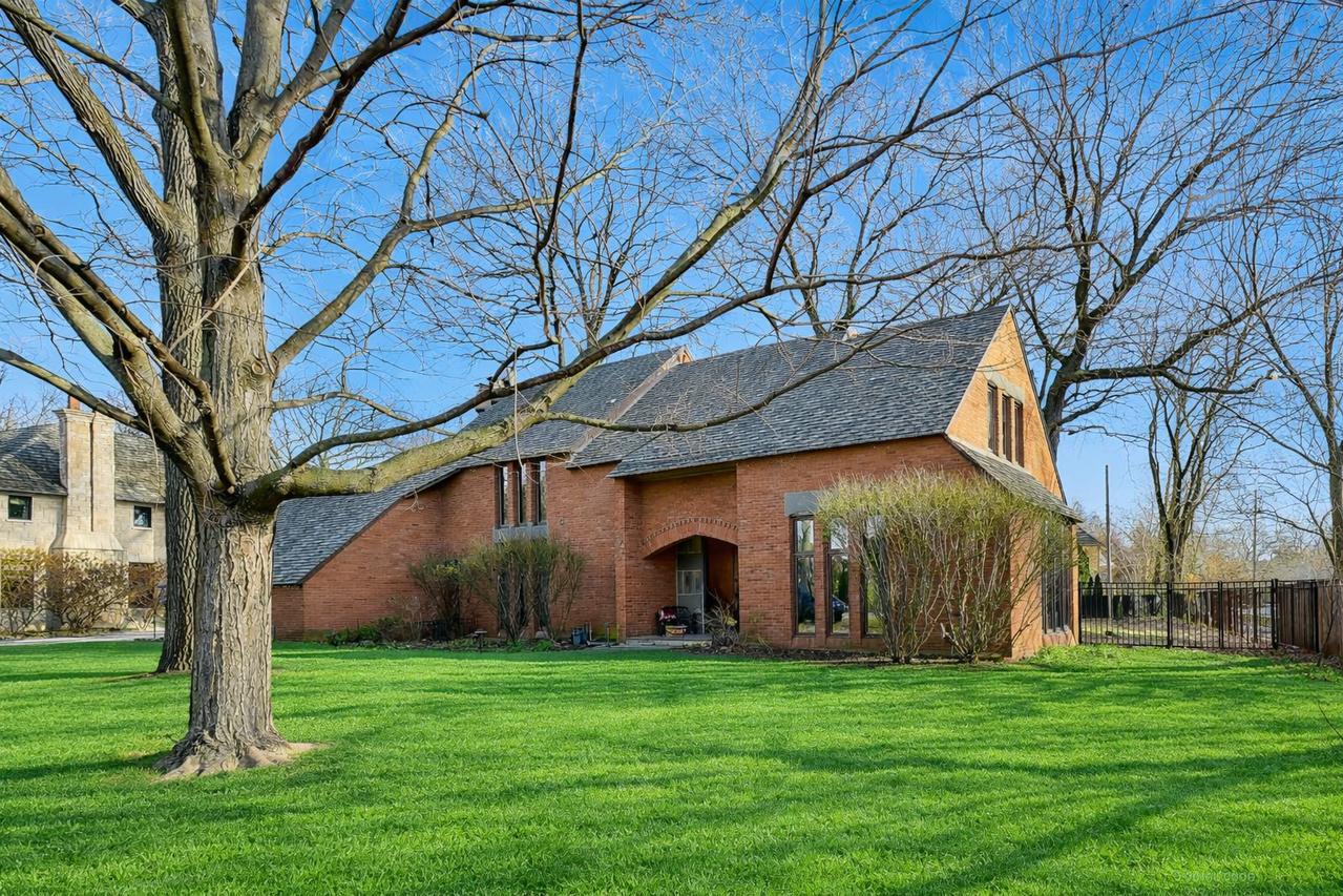 1113 S Rose Ave., Park Ridge, IL 60068