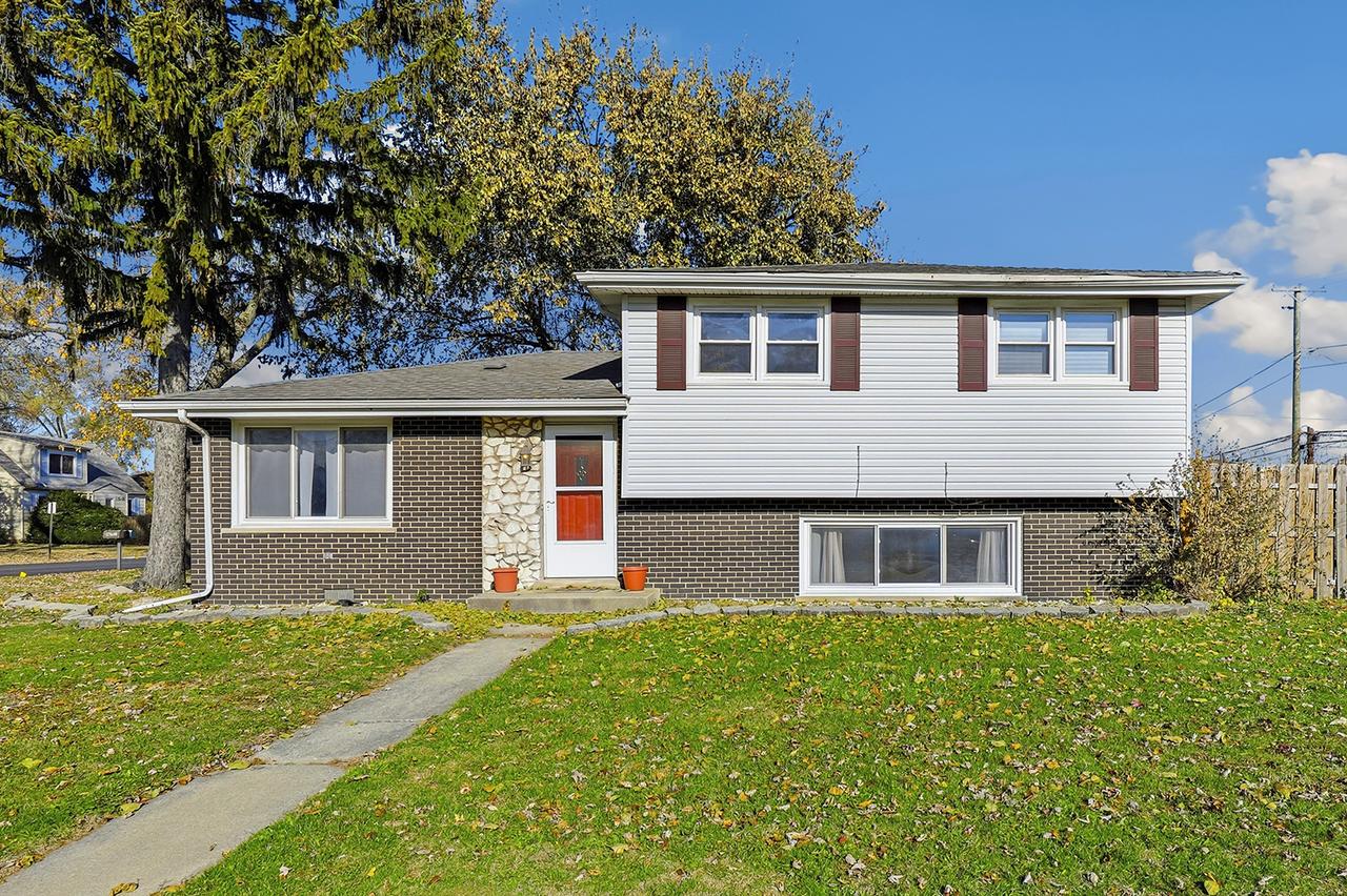 11551 S Komensky Ave., Alsip, IL 60803