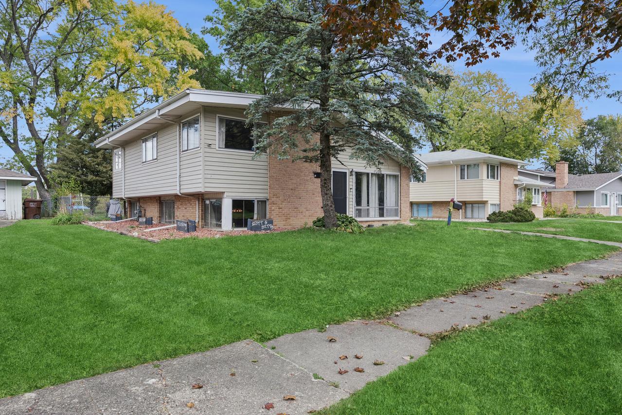 356 Winnebago St., Park Forest, IL 60466